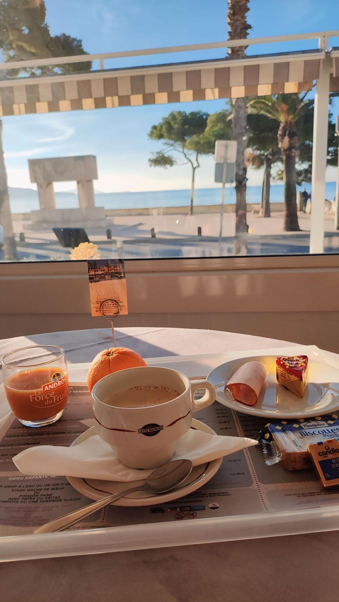 Hotel Restaurant Miramar L'Orchidee 라시오타 외부 사진