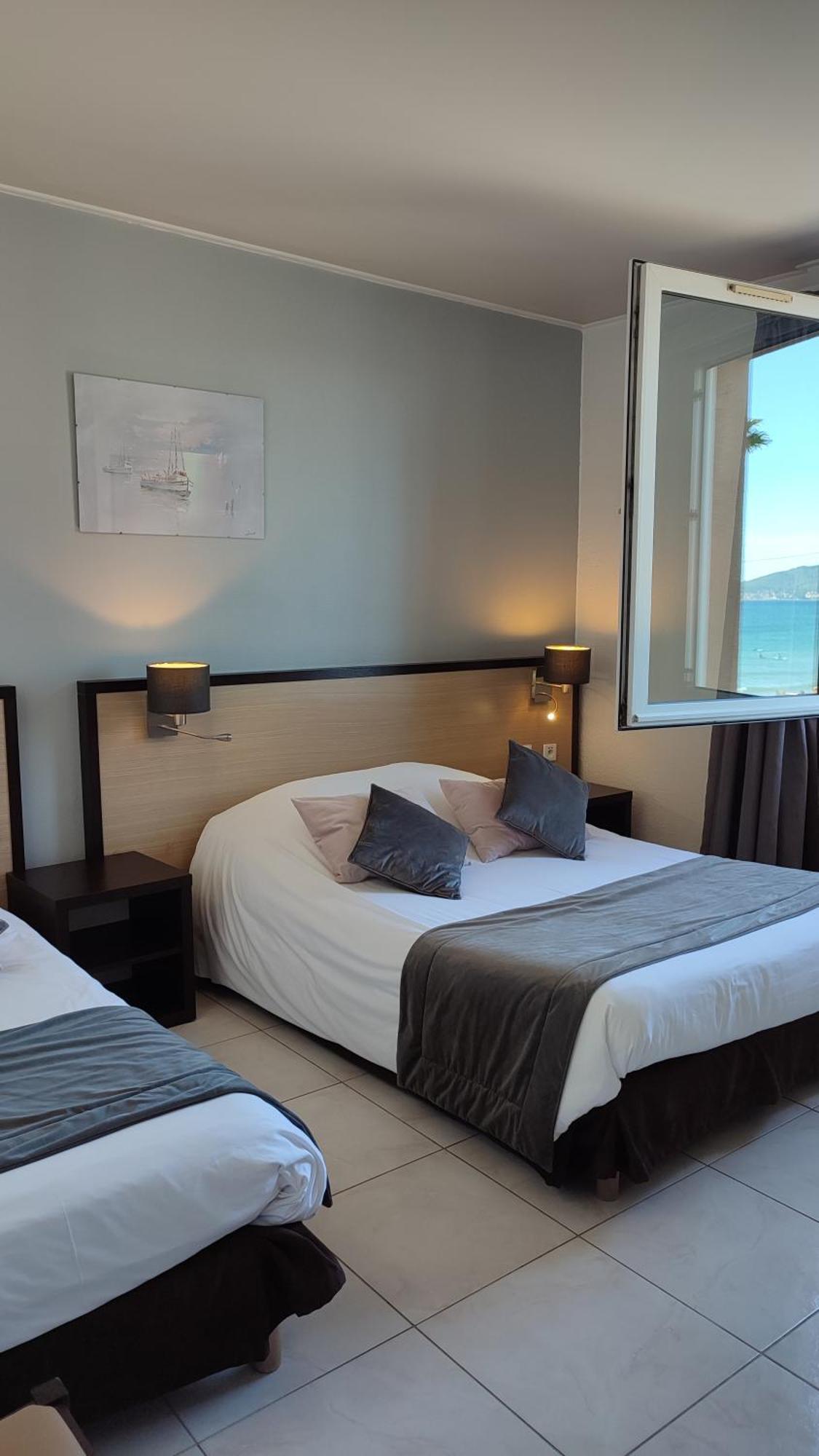 Hotel Restaurant Miramar L'Orchidee 라시오타 외부 사진