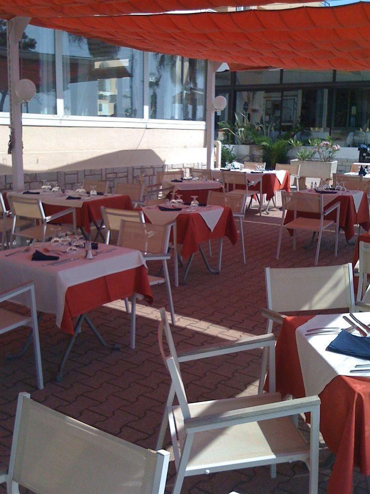 Hotel Restaurant Miramar L'Orchidee 라시오타 외부 사진